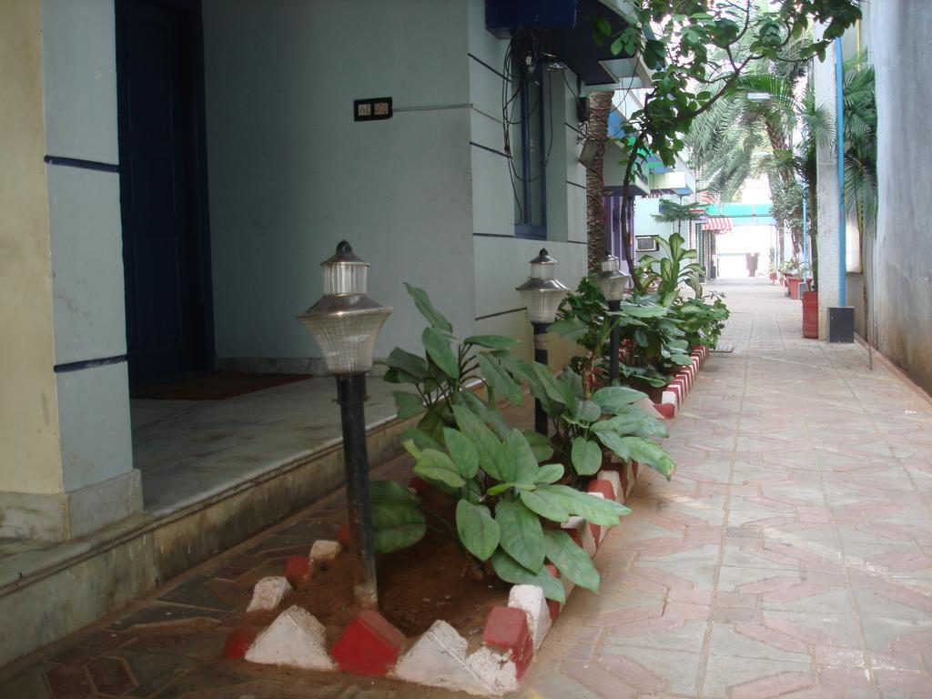Le Garden Inn Kumbakonam Exterior photo